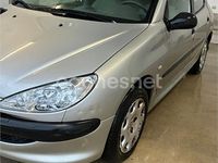 Usado Peugeot 206 90 CV (66 kW) 2005 Gris / plata Berlina