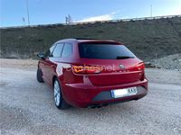 Usado Seat Leon ST FR 150 CV (110 kW) 2018 Granate Familiar