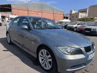 Usado BMW 325 Comfort Edition 218 CV (160 kW) 2006 Gris / plata Berlina