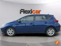 Usado Toyota Auris Active 116 CV (85 kW) 2017 Azul Berlina