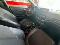 Usado Ford Fiesta Active 100 CV (73 kW) 2018 Azul Utilitario