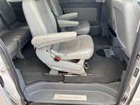 Usado Mercedes Viano 109 CV (80 kW) 2008 Gris / plata Monovolumen