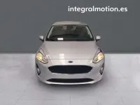 Usado Ford Fiesta Trend 75 CV (55 kW) 2019 Gris Utilitario
