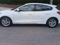 Usado Ford Focus Active X 120 CV (88 kW) 2021 Blanco Berlina