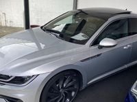 Usado VW Arteon R-line 240 CV (176 kW) 2019 Gris / plata Utilitario