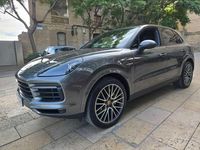 Usado Porsche Cayenne 462 CV (339 kW) 2021 Gris SUV