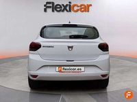 Usado Dacia Sandero Acces 67 CV (49 kW) 2021 Blanco Utilitario