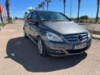 Usado Mercedes B180 Sport Edition 109 CV (80 kW) 2011 Gris / plata Monovolumen