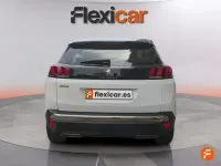 Usado Peugeot 3008 Allure 130 CV (95 kW) 2018 Blanco SUV