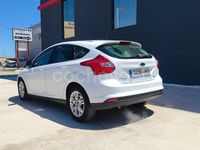 Usado Ford Focus 125 CV (91 kW) 2014 Blanco Berlina