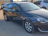 Usado Opel Insignia Business 120 CV (88 kW) 2015 Negro Familiar