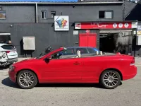 Usado Volvo C70 170 CV (125 kW) 2007 Rojo Descapotable