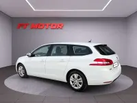 Usado Peugeot 308 SW Active 131 CV (96 kW) 2021 Blanco Familiar