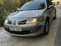 Usado Renault Mégane III Dynamique 105 CV (77 kW) 2008 Beige Berlina