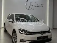 Usado VW Golf VII Edition 115 CV (84 kW) 2018 Blanco Berlina