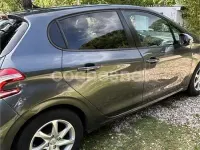 Usado Peugeot 208 Style 82 CV (60 kW) 2014 Gris / plata Utilitario