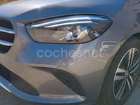 Usado Mercedes B180 116 CV (85 kW) 2021 Beige Utilitario