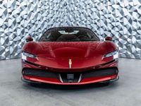 Usado Ferrari SF90 999 CV (734 kW) 2023 Rojo Descapotable