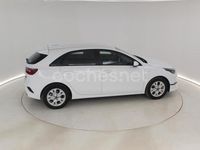 Usado Kia Ceed 100 CV (73 kW) 2025 Blanco Utilitario