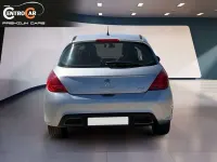 Usado Peugeot 308 Active 120 CV (88 kW) 2012 Gris Utilitario