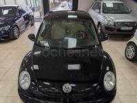 Usado VW New Beetle 150 CV (110 kW) 2004 Negro Utilitario