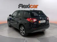 Usado Suzuki Vitara GLX 120 CV (88 kW) 2017 Negro SUV