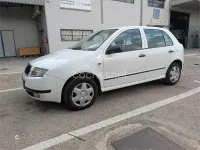 Usado Skoda Fabia Comfort 100 CV (73 kW) 2000 Blanco Berlina