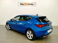 Usado Seat Leon FR 204 CV (150 kW) 2025 Azul Berlina