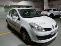 Usado Renault Clio II Privilege 105 CV (77 kW) 2007 Blanco Berlina