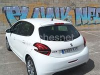 Usado Peugeot 208 Signature Sky 99 CV (72 kW) 2019 Blanco Utilitario