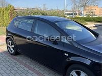 Usado Seat Leon Ecomotive 105 CV (77 kW) 2009 Negro Utilitario