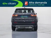 Usado Jeep Compass Altitude 145 CV (106 kW) 2025 Gris / plata SUV