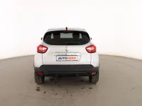 Usado Renault Captur Zen 120 CV (88 kW) 2014 Gris SUV