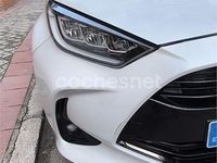 Usado Toyota Yaris Hybrid Style 116 CV (85 kW) 2023 Blanco Berlina