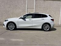 Usado BMW 118 Comfort Edition 136 CV (100 kW) 2022 Blanco Utilitario