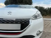 Usado Peugeot 208 GTi 200 CV (147 kW) 2013 Blanco Utilitario