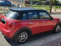 Usado Mini ONE 102 CV (75 kW) 2017 Rojo Utilitario