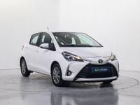 Usado Toyota Yaris Active 111 CV (81 kW) 2019 Blanco Berlina