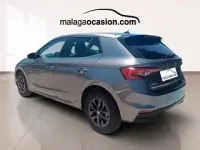 Usado Skoda Fabia Selection 95 CV (69 kW) 2025 Gris Utilitario