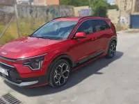 Usado Kia Niro 105 CV (77 kW) 2022 Rojo SUV