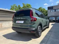 Usado Dacia Jogger Expression 110 CV (80 kW) 2025 Blanco Monovolumen