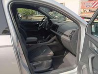 Usado Skoda Karoq SportLine 150 CV (110 kW) 2025 Plateado SUV