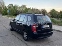 Usado Kia Carens 115 CV (84 kW) 2008 Negro Monovolumen