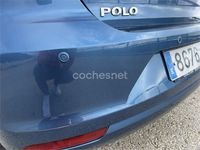 Usado VW Polo Advance 75 CV (55 kW) 2015 Azul Berlina
