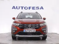 Usado Dacia Sandero Comfort 100 CV (73 kW) 2021 Granate