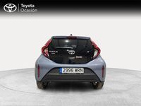 Usado Toyota Aygo X Play 72 CV (52 kW) 2024 Gris / plata SUV