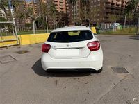 Usado Mercedes A180 AMG line 122 CV (89 kW) 2013 Blanco Berlina