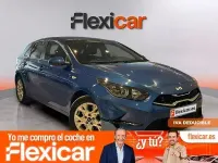 Usado Kia Ceed 136 CV (100 kW) 2023 Azul Utilitario