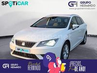Usado Seat Leon Style 130 CV (95 kW) 2020 Blanco Familiar