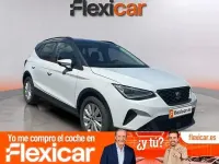 Usado Seat Arona Reference 95 CV (69 kW) 2023 Blanco SUV